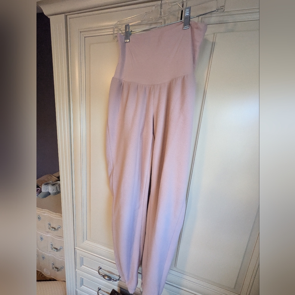 Elegant Women's Jumpsuit in Soft Pink